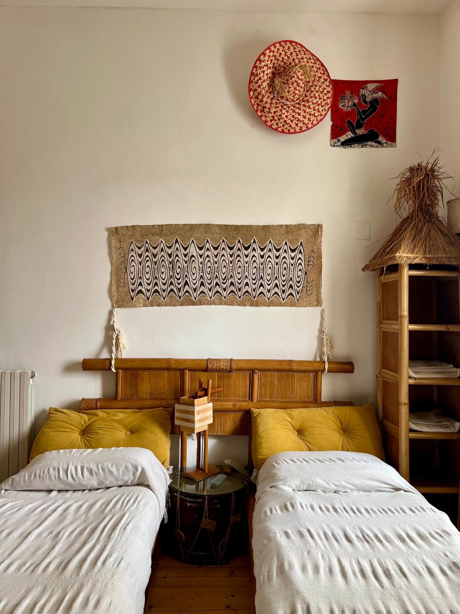 סאסארי B&B Le Finestre Su Via Cavour חדר תמונה